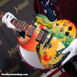 گیتار The Fool متلعق به اریک کلاپتون